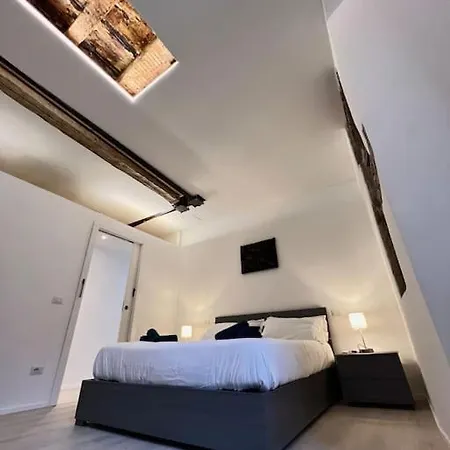 Daire History Luxury By Revenue House *