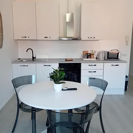 History Luxury By Revenue House Apartman *