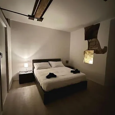 100 Passi Dal Lago, History Piazza Roma By Revenue House * コモ
