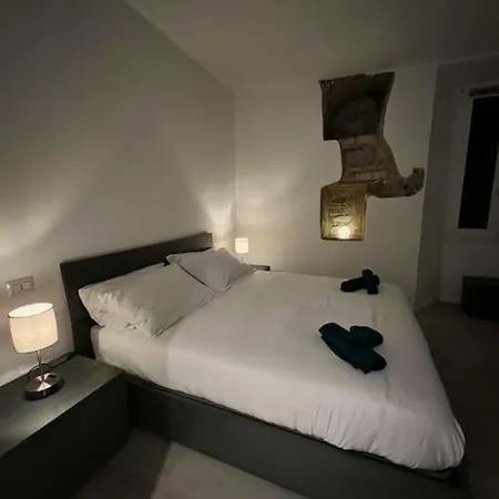 100 Passi Dal Lago, History Piazza Roma By Revenue House アパート *
