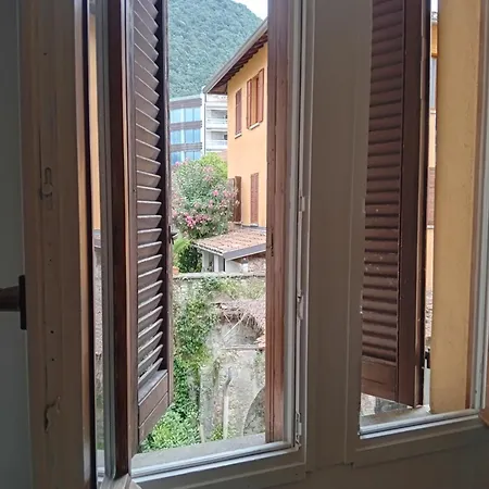 100 Passi Dal Lago, History Piazza Roma By Revenue House コモ