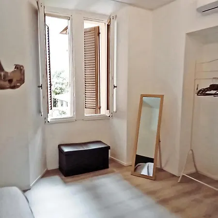 アパート 100 Passi Dal Lago, History Piazza Roma By Revenue House