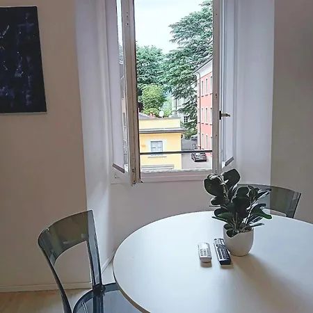 100 Passi Dal Lago, History Piazza Roma By Revenue House アパート コモ