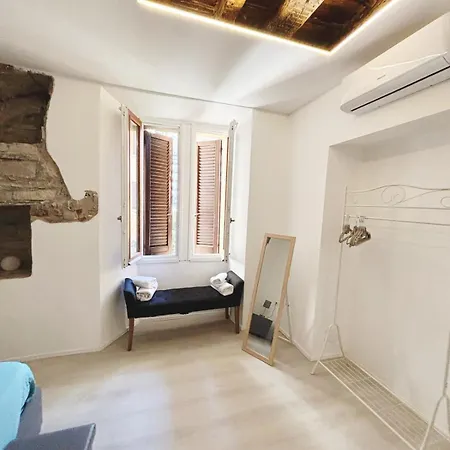 100 Passi Dal Lago, History Piazza Roma By Revenue House