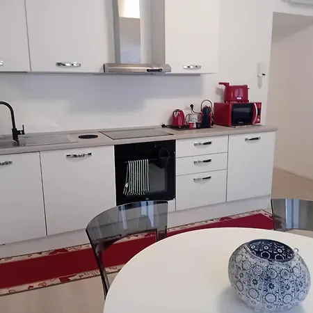 아파트 Piazza Roma Next And Station By Revenue House *