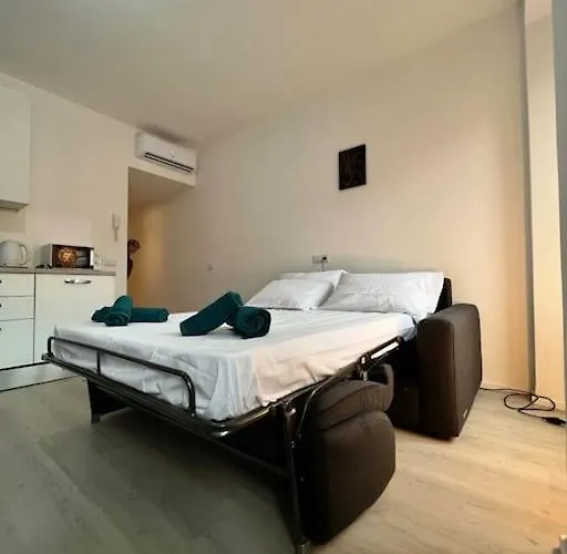 아파트 Piazza Roma Next And Station By Revenue House 코모