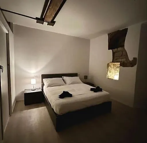Piazza Roma Next And Station By Revenue House * 코모