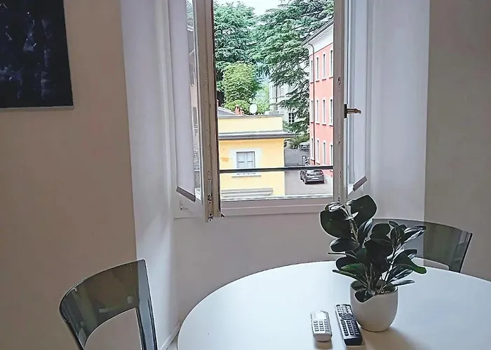 Piazza Roma Next And Station By Revenue House 아파트 코모